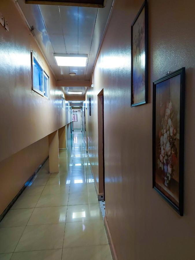 Hotel Relax Kinshasa Ngoại thất bức ảnh