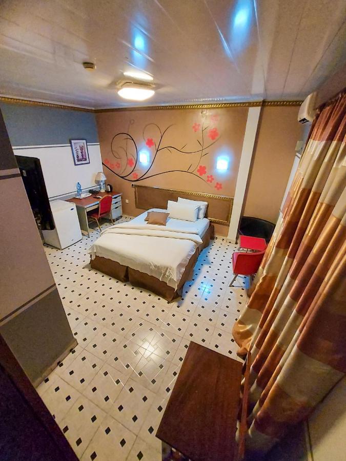Hotel Relax Kinshasa Ngoại thất bức ảnh