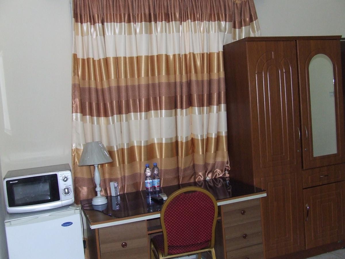 Hotel Relax Kinshasa Ngoại thất bức ảnh