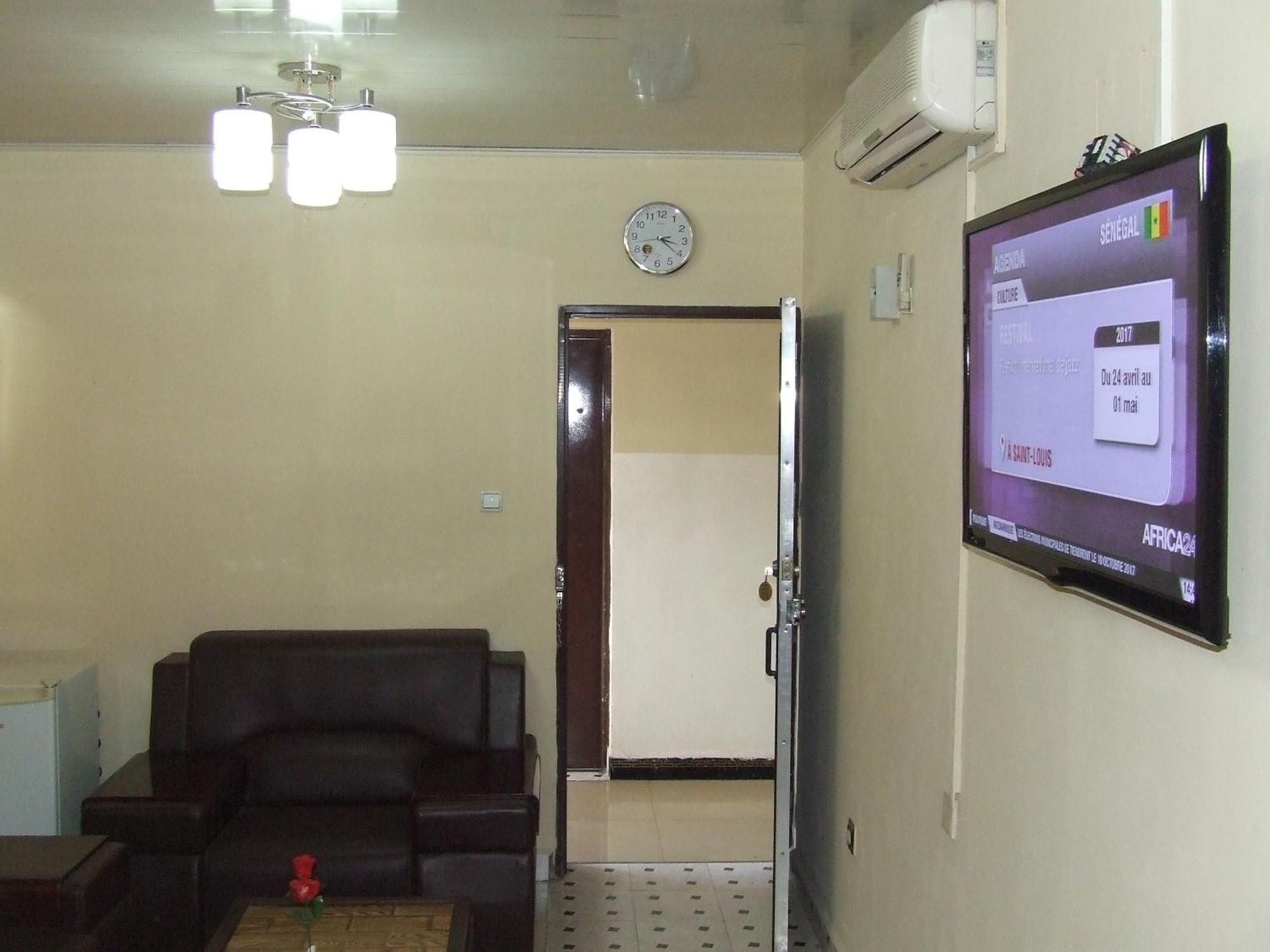 Hotel Relax Kinshasa Ngoại thất bức ảnh