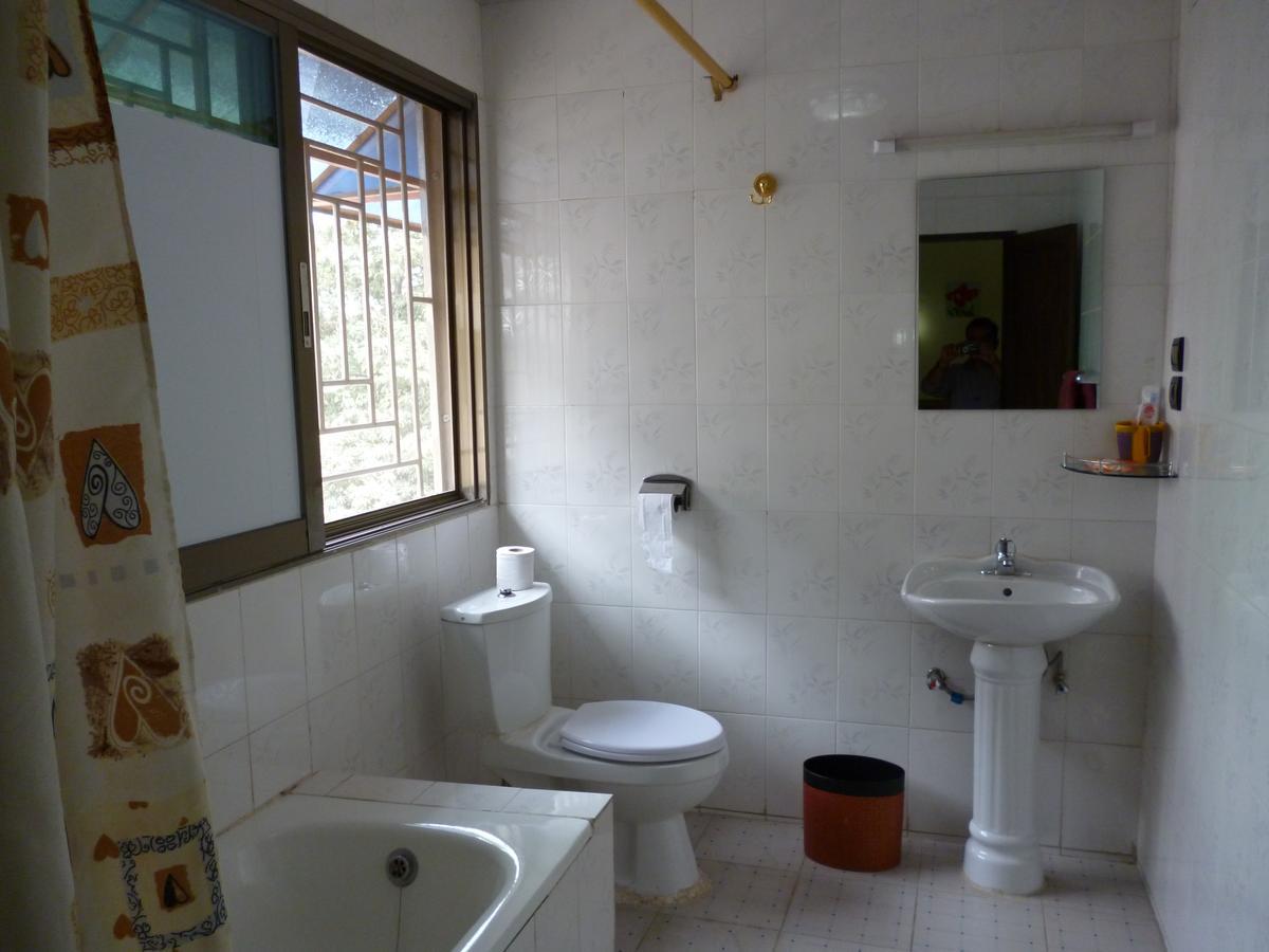 Hotel Relax Kinshasa Ngoại thất bức ảnh